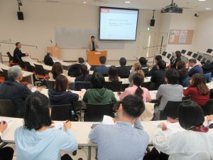 日本ブランドアソシエイツ株式会社　代表取締役CEOである豊隅優　客員教授による特別講義「身近な課題からテーマ別ブランド戦略を考える」開催報告
