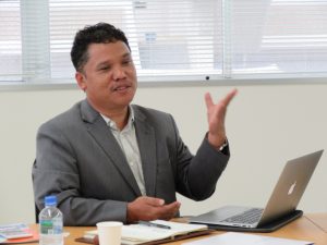 ネパール御一行が本学へ来校