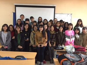 ベトナム　ハノイ大学を訪問