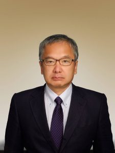 宮島教授の共著「地域産業のイノベーションと流通戦略」が図書館に寄贈されました