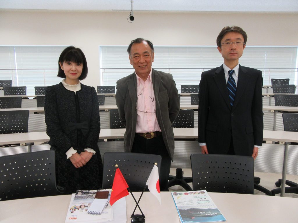 ベトナム ハノイ国家大学外国語大学　内野講師が事業創造大学院大学を訪問