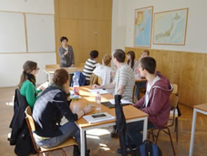 ハンガリー 国立法門仏教大学を交流訪問（交流協定締結）