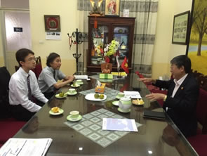 ドンドー日本語センターを訪問