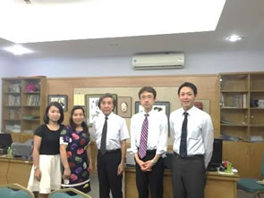 ハノイ大学を訪問