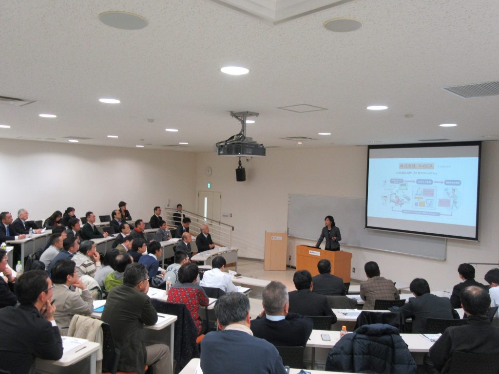 カザフスタン・日本センターを訪問