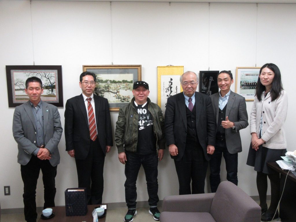 モンゴルの有名シェフがCOC+事業の一環で事業創造大学院大学を訪問