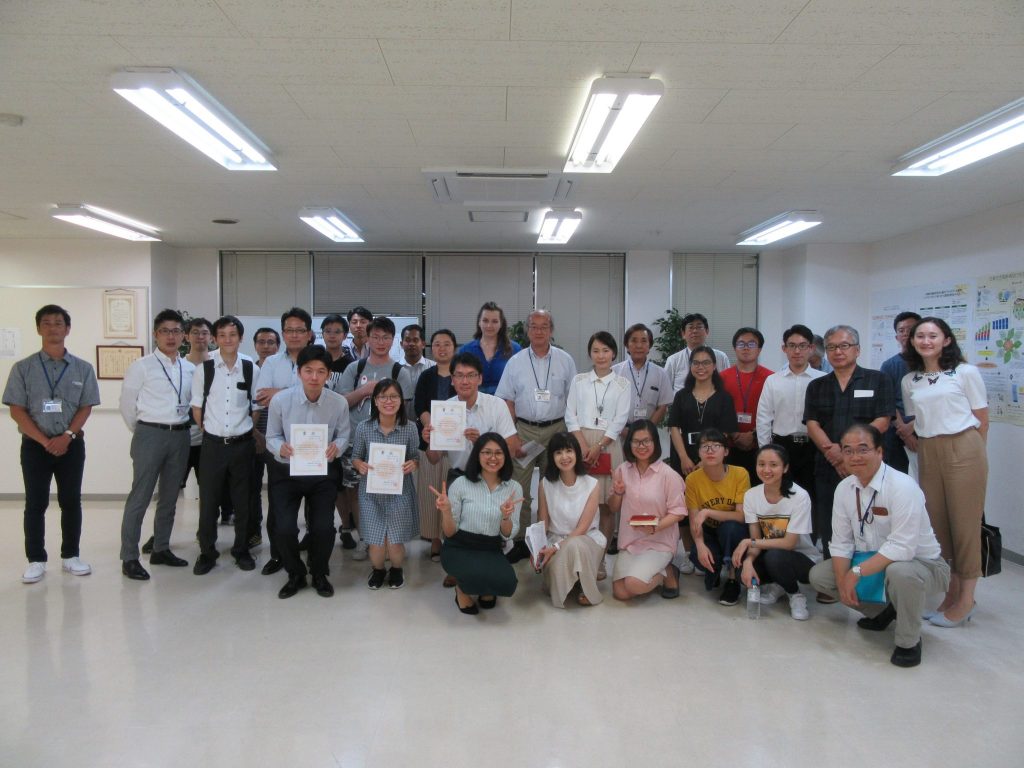 プレゼミナール発表会・ポスターセッションが開催されました