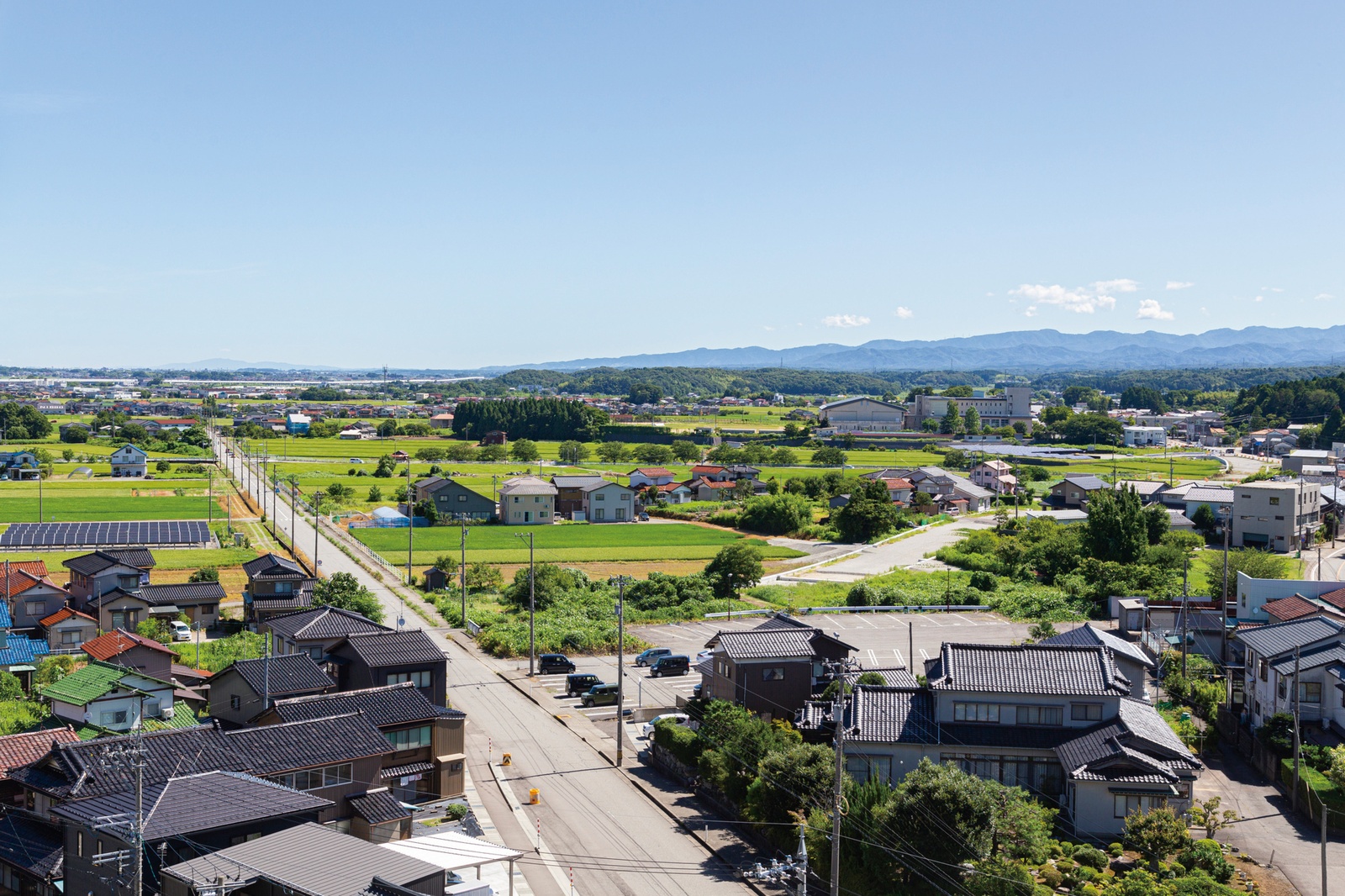 海沿いを走る高速道路